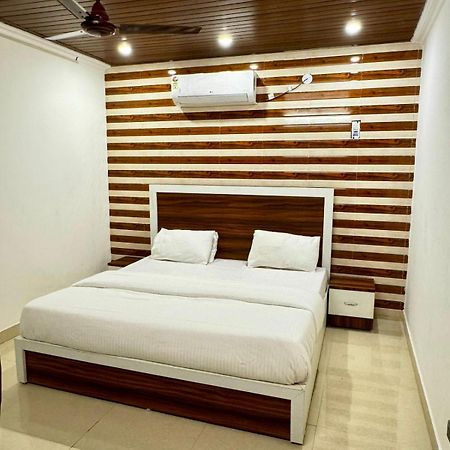 Hotel Walk Inn فريد آباد المظهر الخارجي الصورة