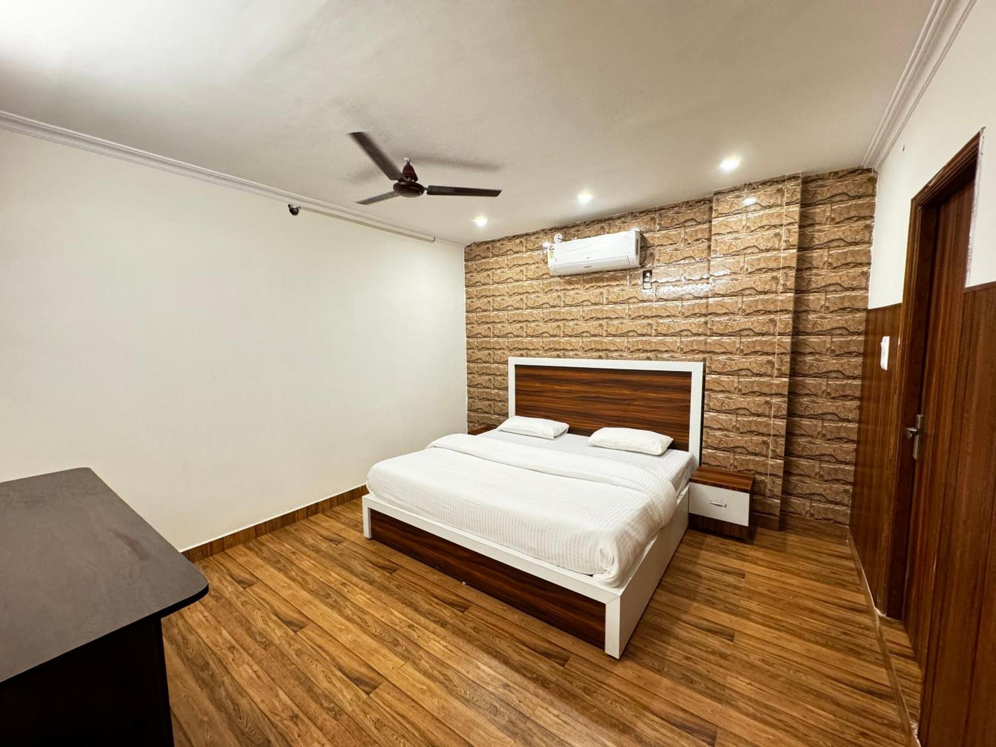 Hotel Walk Inn فريد آباد المظهر الخارجي الصورة